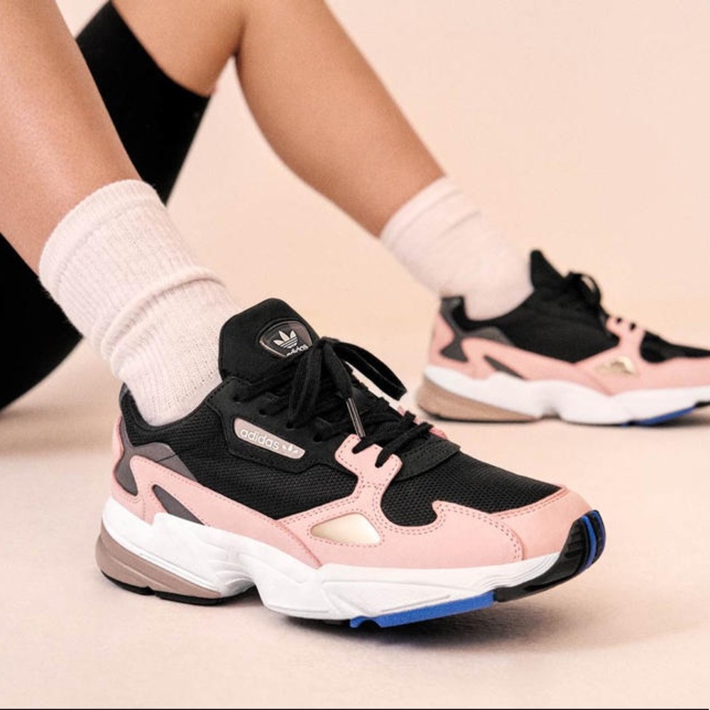 Adidas Falcon Women’s Size 7.5